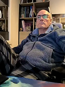 bogland33 online show from February 2, 2025, 10:49 pm