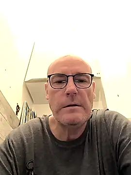 bogland33 online show from February 8, 2025, 12:50 pm