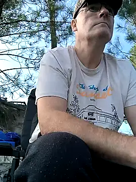 bogland33 online show from February 19, 2025, 1:17 pm
