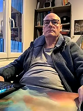 bogland33 online show from February 23, 2025, 5:39 pm