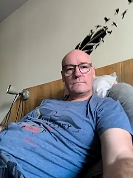 bogland33 online show from October 12, 2025, 3:00 pm