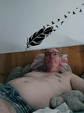 Snapshot of bogland33 chatting on July 17, 2026, 6:46 pm bogland33 online show from July 17, 2026, 6:46 pm