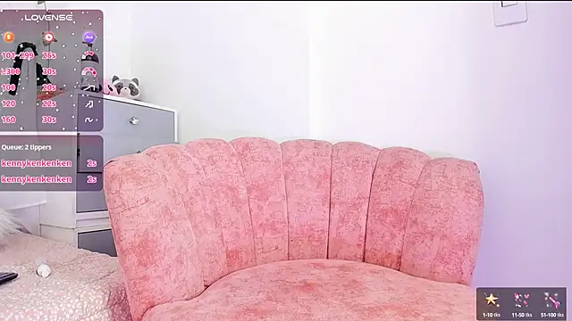 Snapshot of Sara_Kurt chatting on January 14, 2025, 3:15 pm Sara Kurt online show from January 14, 2025, 3:15 pm