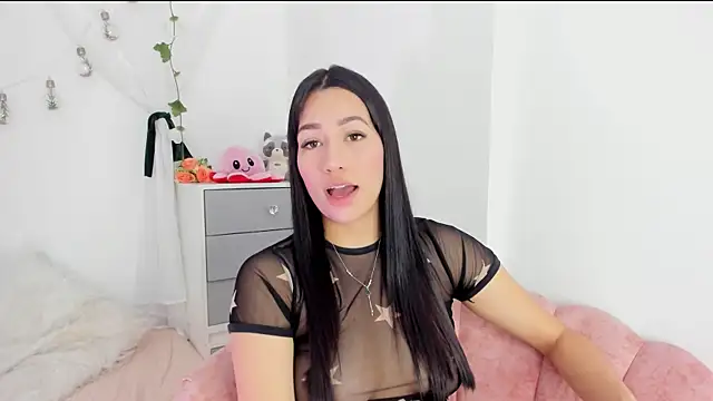 Snapshot of Sara_Kurt chatting on January 20, 2025, 1:00 pm Sara Kurt online show from January 20, 2025, 1:00 pm