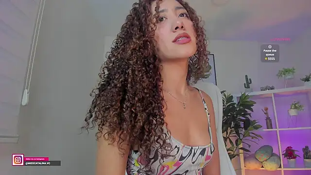 miss catalinaa online show from January 15, 2025, 11:43 am