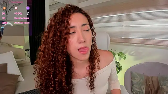 miss catalinaa online show from January 6, 2026, 12:31 pm