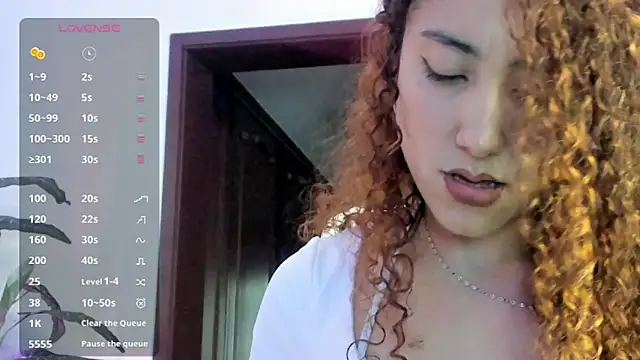 miss catalinaa online show from June 11, 2026, 12:03 pm