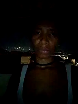 SashaBrianna99 online show from July 15, 2026, 1:11 am