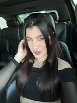 Snapshot of ARITOO_ chatting on November 1, 2025, 9:28 pm ARITOO online show from November 1, 2025, 9:28 pm