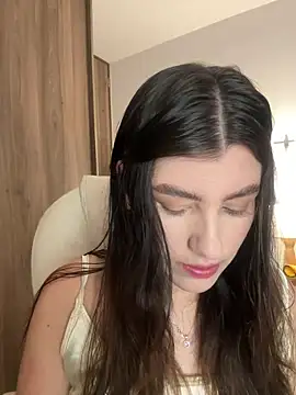 ARITOO  online show from May 10, 2026, 3:23 am