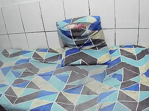 Snapshot of pierdona chatting on October 21, 2025, 7:36 pm pierdona online show from October 21, 2025, 7:36 pm