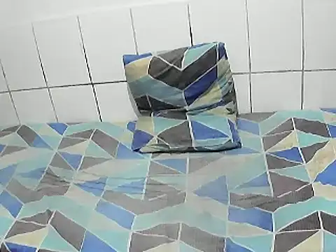 pierdona online show from December 5, 2025, 8:16 pm