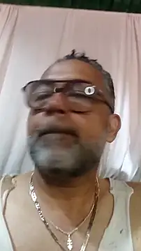 sthefania1710 online show from June 20, 2026, 1:36 pm