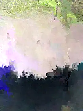 ahross online show from October 20, 2025, 11:32 am