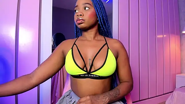 johannaMiller1 online show from December 12, 2024, 4:37 am