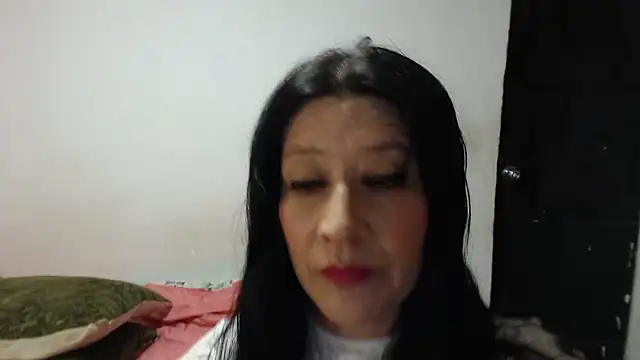 Snapshot of carolina_linarez69 chatting on March 8, 2026, 2:04 am carolina linarez69 online show from March 8, 2026, 2:04 am