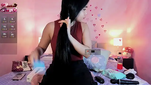 AuroraFiore online show from February 6, 2025, 1:49 am