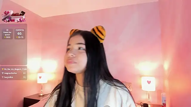 AuroraFiore online show from March 16, 2025, 1:59 am