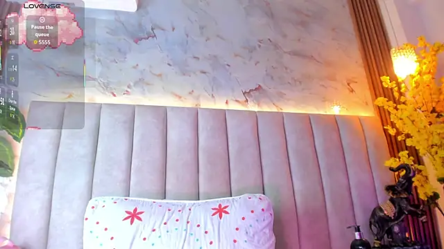 Snapshot of Doyeon_Dae chatting on February 19, 2026, 2:40 am Doyeon Dae online show from February 19, 2026, 2:40 am