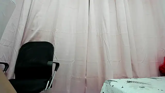 aisha w10 online show from February 21, 2025, 4:26 pm