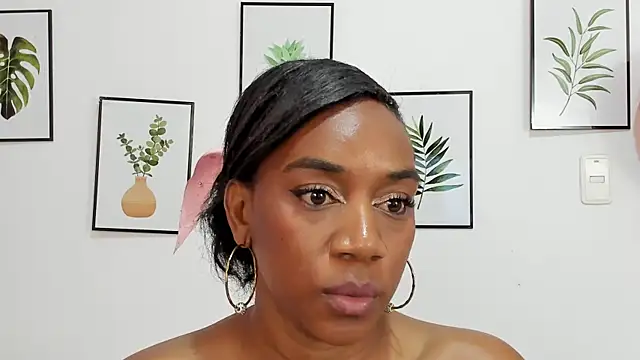 aisha w10 online show from February 24, 2025, 12:48 pm