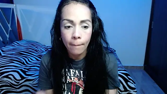 Snapshot of Amber_Lovely chatting on September 27, 2025, 11:10 pm Amber Lovely online show from September 27, 2025, 11:10 pm