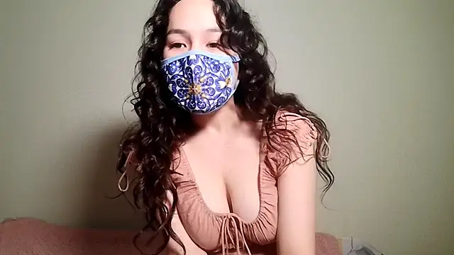 sweetyumyu online show from December 4, 2024, 9:35 pm