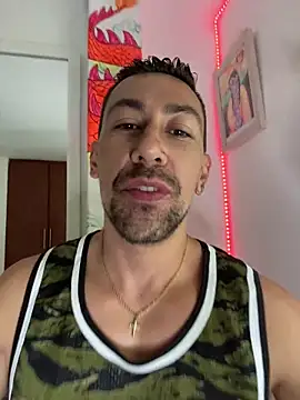 dantedesirexx online show from May 8, 2026, 5:29 pm