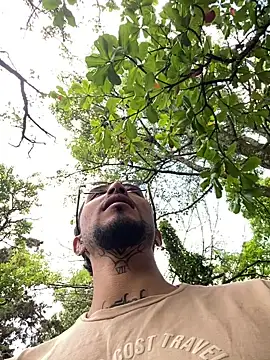 dantedesirexx online show from June 15, 2026, 6:54 pm