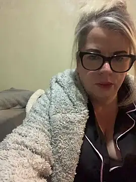 curvy-Ruby-Uk online show from January 5, 2025, 6:56 am