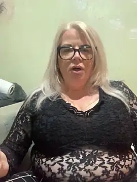 curvy-Ruby-Uk online show from January 22, 2025, 9:10 pm