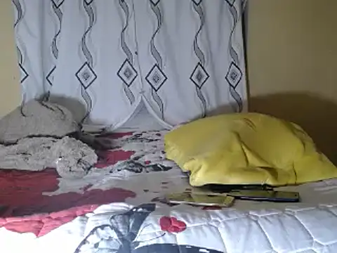 SexyRed18 online show from December 13, 2024, 2:32 am
