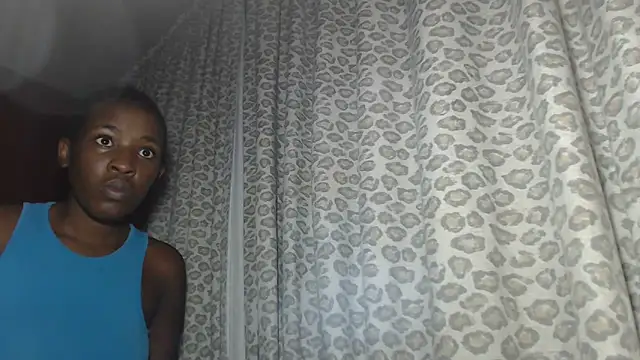 SexyRed18 online show from March 18, 2025, 11:09 pm