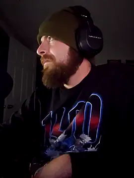 SirYummy18 online show from January 18, 2025, 5:31 am