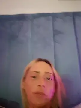 Goddess Aveena online show from June 23, 2026, 2:09 am