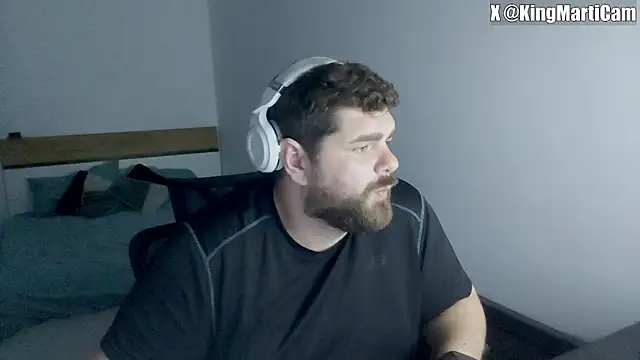 KingMarti online show from August 6, 2026, 11:06 pm