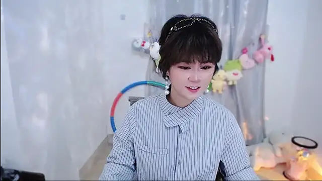 Fan ting online show from October 25, 2025, 2:52 am