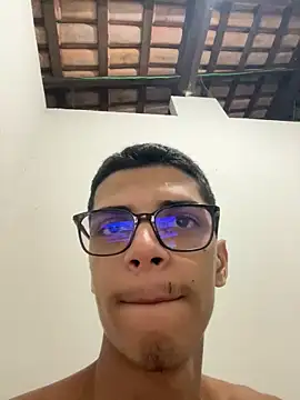 Snapshot of Naka300 chatting on February 13, 2025, 2:45 am Naka300 online show from February 13, 2025, 2:45 am