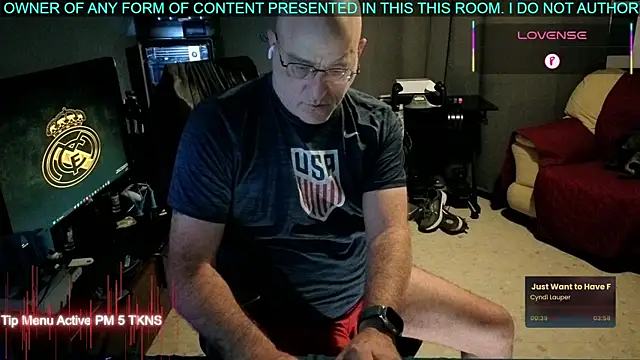 Snapshot of Pilot_Dave_69 chatting on September 28, 2025, 3:56 am Pilot Dave 69 online show from September 28, 2025, 3:56 am