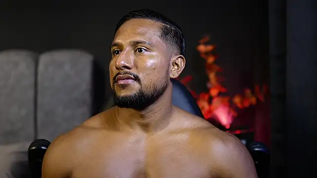 CallumMuscle online show from November 6, 2025, 1:34 pm