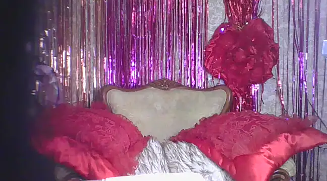 Izabella gold online show from March 2, 2025, 4:50 am