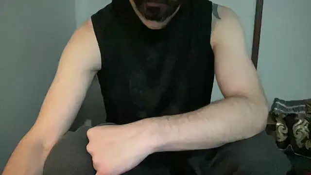 alphajoshkosh online show from May 7, 2026, 2:28 am