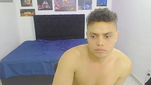 Booy Hott online show from December 15, 2024, 6:37 pm