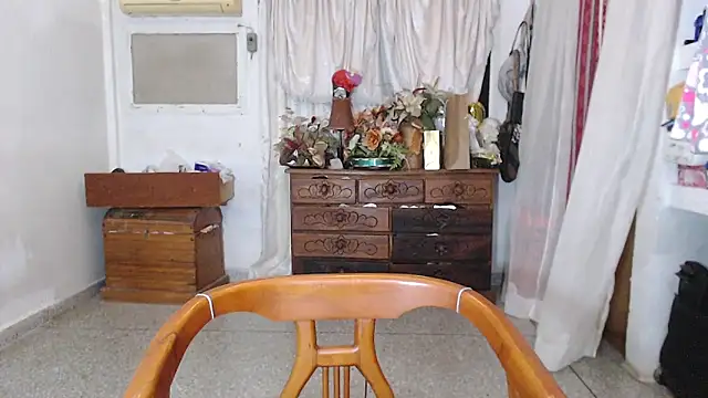 Latin-Meg online show from March 21, 2025, 12:18 am