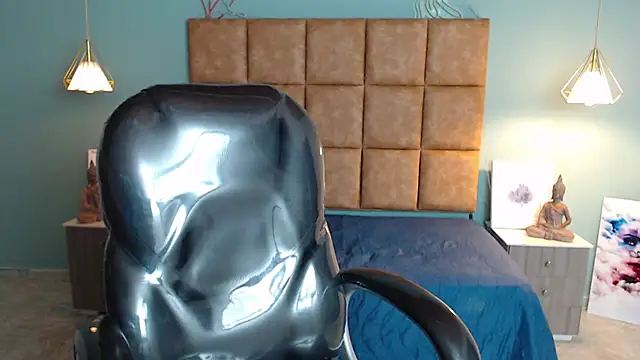 AlejooTwink online show from December 18, 2024, 6:46 pm