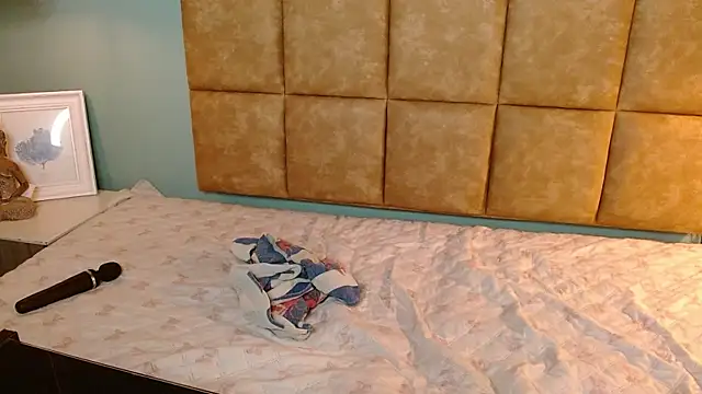 AlejooTwink online show from March 11, 2025, 11:15 pm