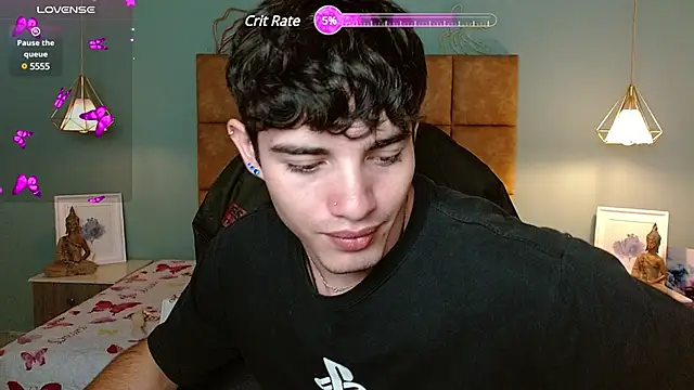 AlejooTwink online show from March 12, 2025, 6:11 pm