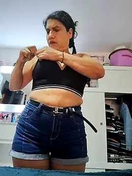 siri duque online show from January 9, 2025, 2:07 pm