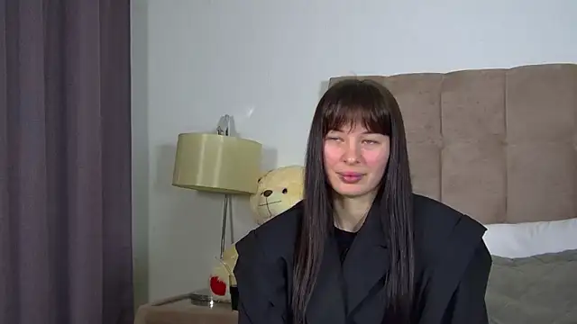 Snapshot of AlexandraBloom chatting on February 18, 2026, 6:26 pm AlexandraBloom online show from February 18, 2026, 6:26 pm