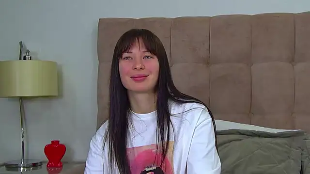 Snapshot of AlexandraBloom chatting on February 23, 2026, 6:38 pm AlexandraBloom online show from February 23, 2026, 6:38 pm